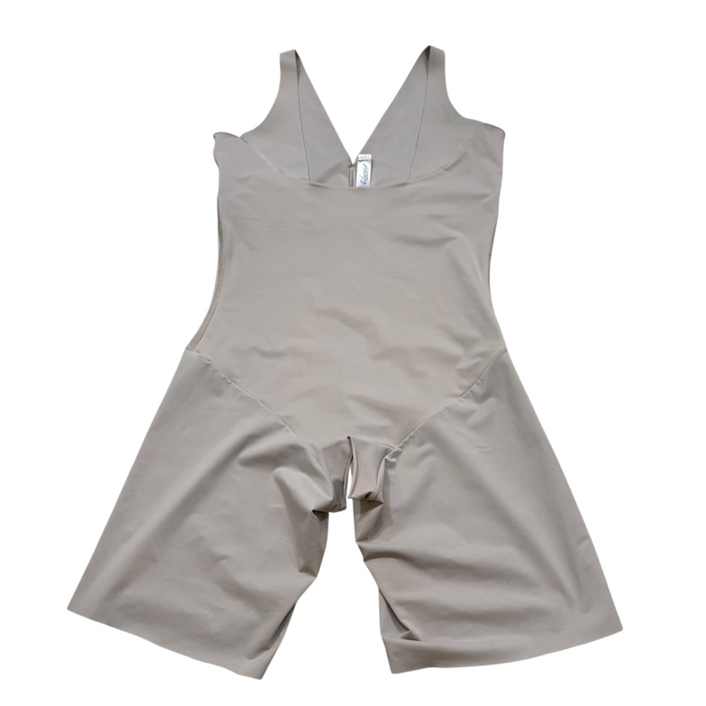 Ladies Leonisa Brand Grey Full Body Shaper‎ Size XL